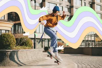 Eine junge Frau macht einen Sprung mit einem Skateboard