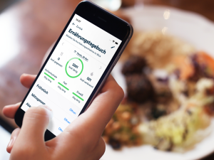 Smartphone auf dem man das geöffnete Ernährungstagebuch von Gro Health sieht